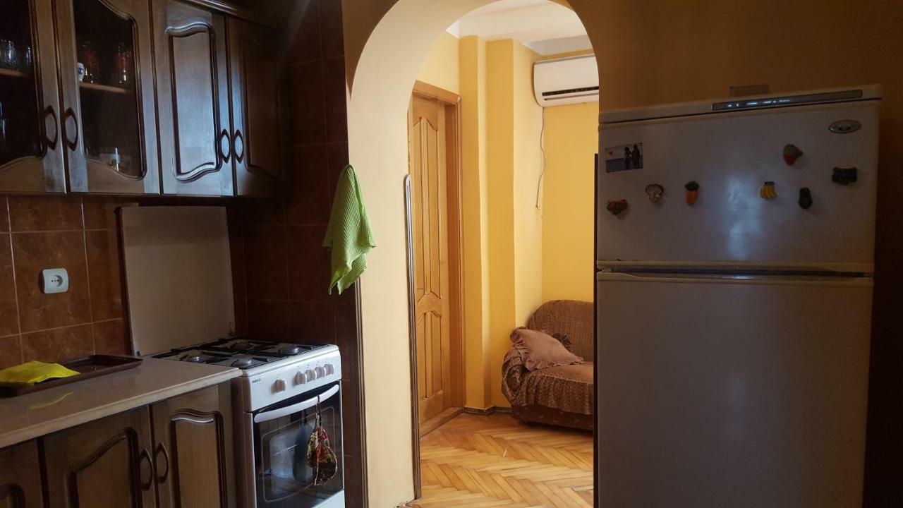 Apartament Leilighet Batumi Eksteriør bilde